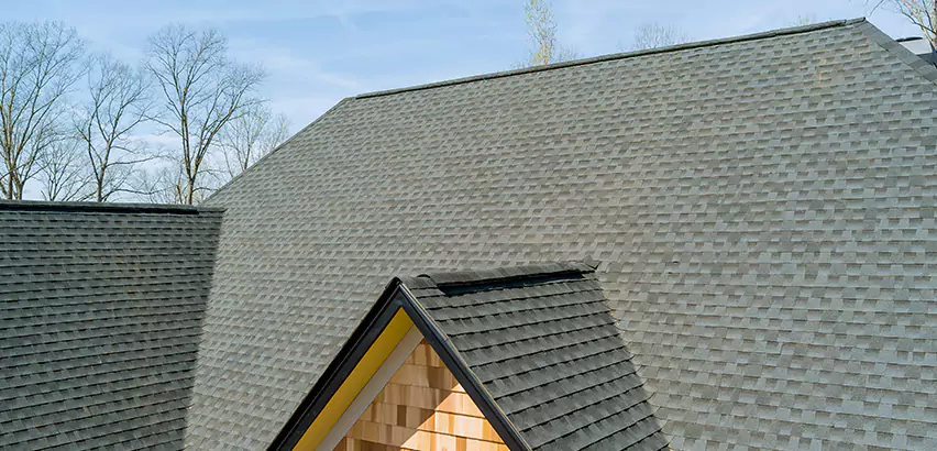 Replacing Vinyl Siding With Cedar Shingles in Joliet
