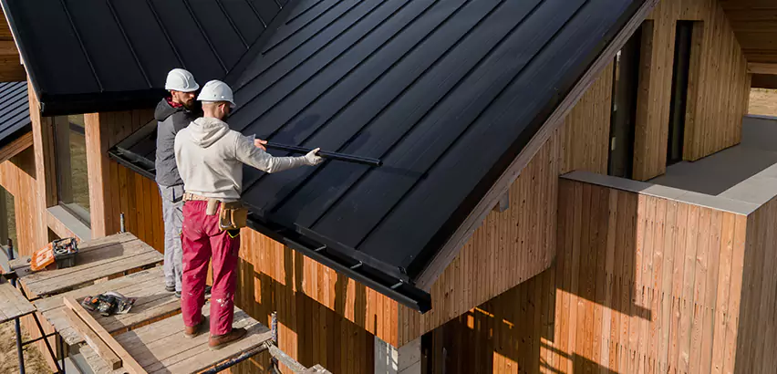Metal Roof Maintenance in Joliet